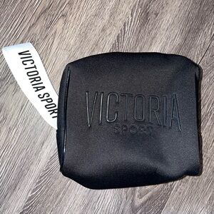 🔥 3 for $15 🔥 Victoria’s Secret Victoria Sport neoprene travel / cosmetic bag